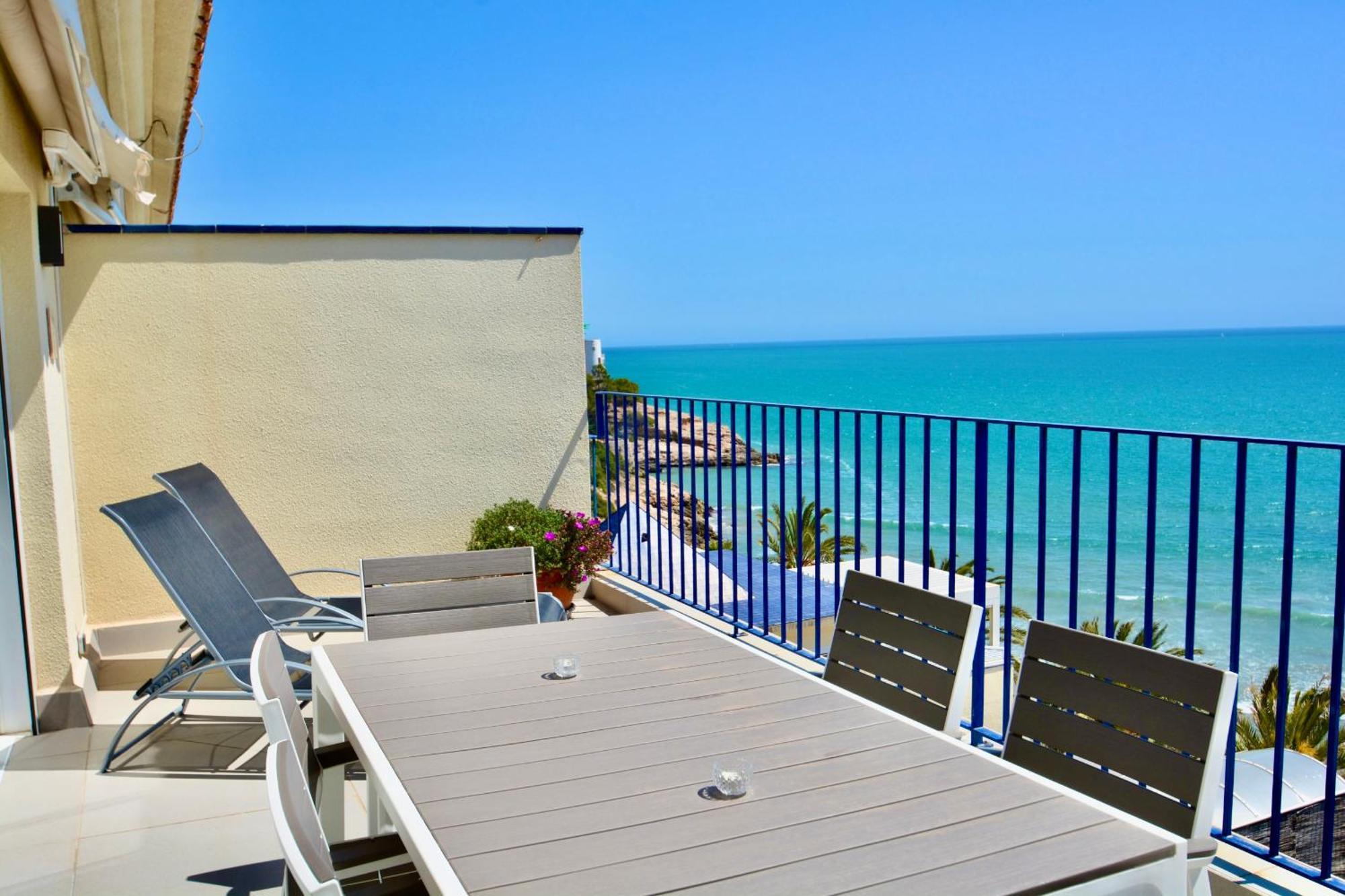 Marina Duplex By Hello Homes Sitges Eksteriør billede